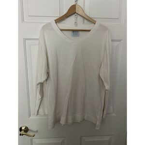 FRESH PRODUCE Size Medium White Jetsetter Long Sleeve Travel Tunic Top